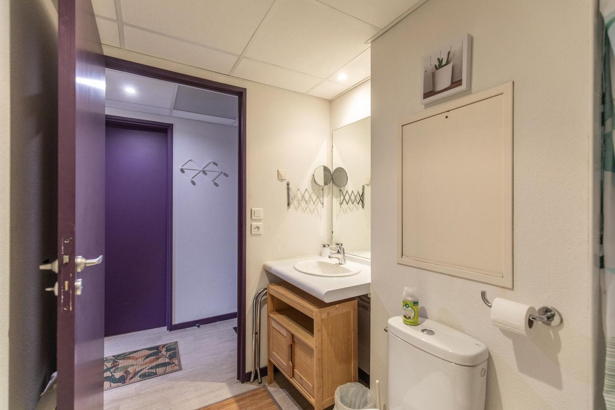 Tithome 1 - Gare, Centre Ville, Vue Montagne Et Chateau ลูร์ด ภายนอก รูปภาพ